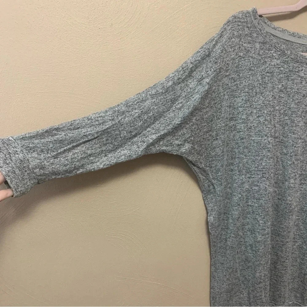 Hippie Rose Sweater - Picture 2 of 7